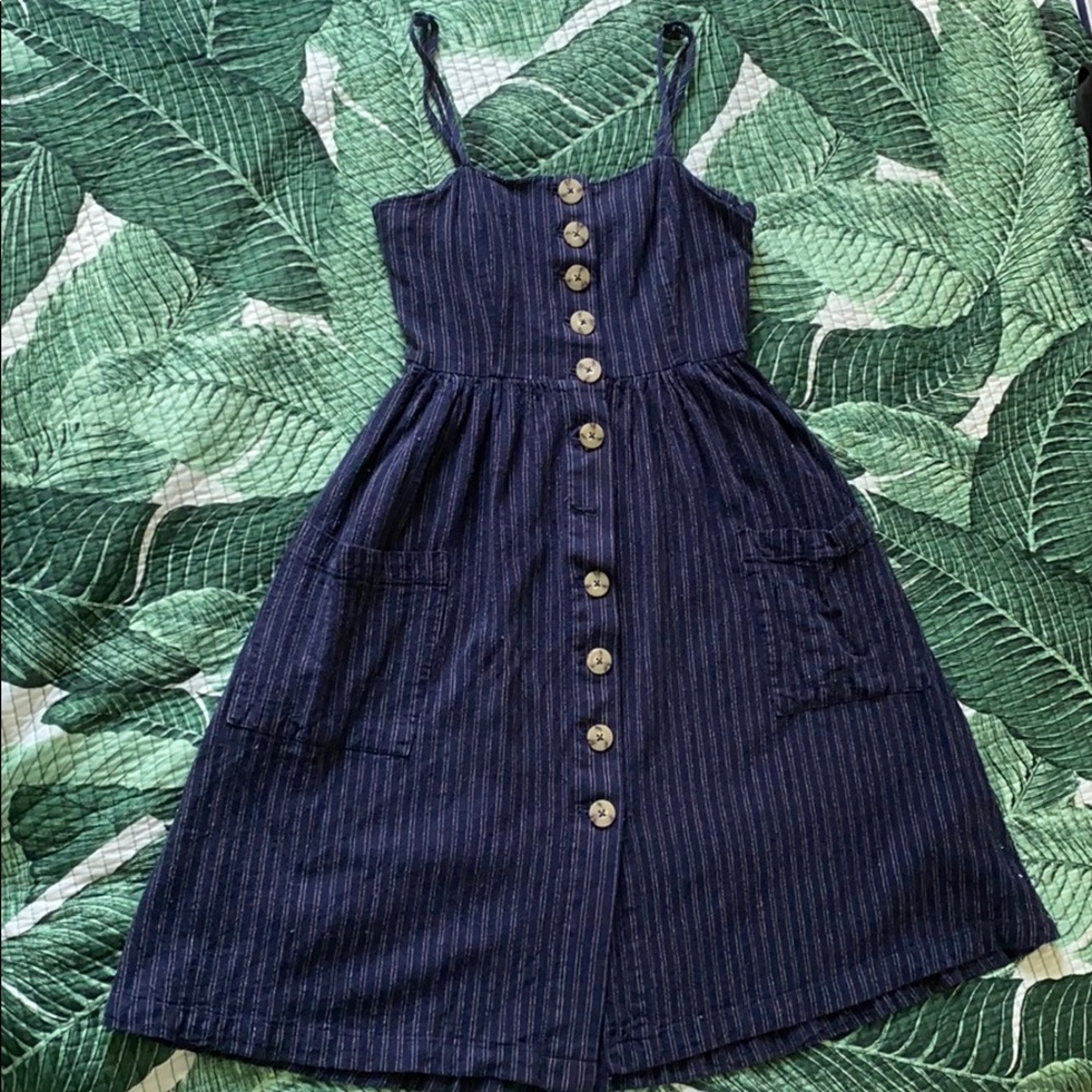 Forever 21 Button Down Midi Dress with Pockets